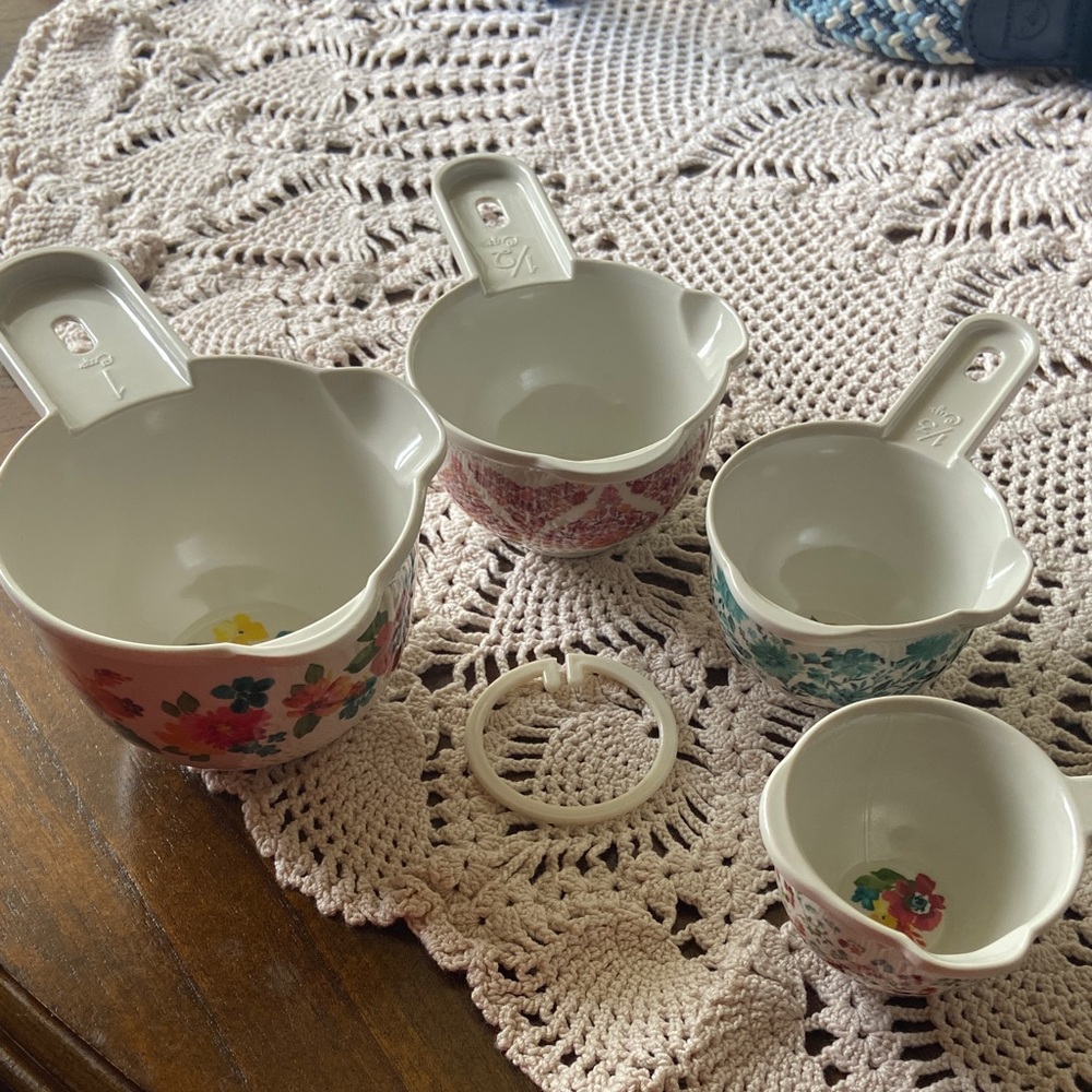 Pioneer Woman Floral melamine Measuring Cup Set - Pastel Multi